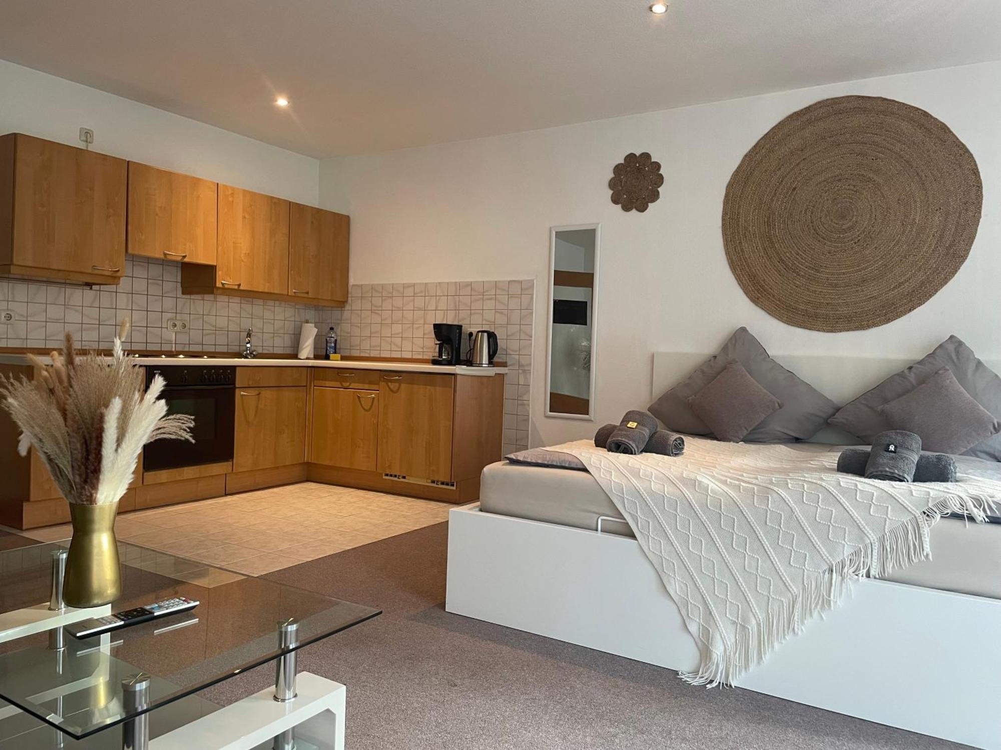 Kingsize Bett Boho Apartment Mit Tiefgarage Naehe Salzburg Freilassing Eksteriør bilde